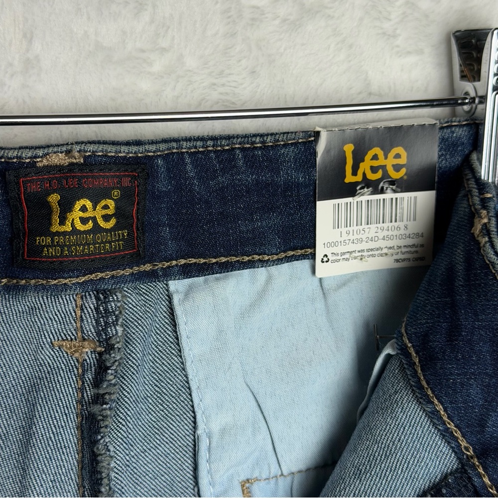 Lee Women's Legendary Chino Shorts Expedition - Women's Shorts Size 12 7" NWT - Picture 4 of 6